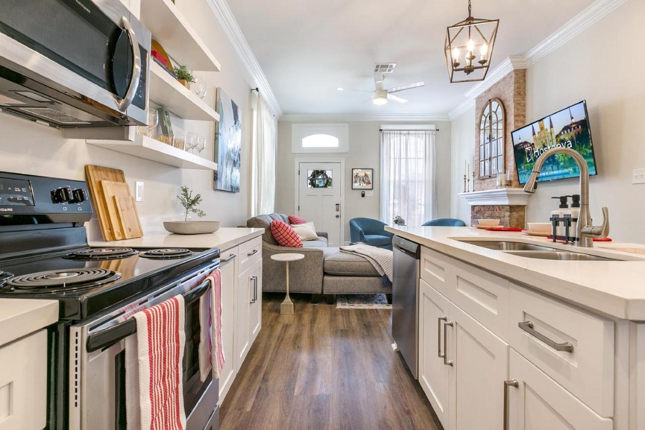 הוילה ניו אורלינס St Charles Ave Living Near Hot Spots And Restaurants מראה חיצוני תמונה